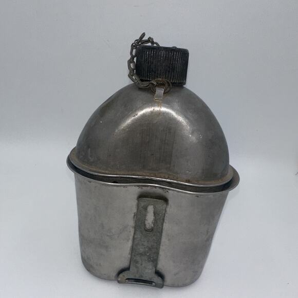 WW2 Army Canteen Taylor Vintage 1945 Militaria - Picture 2 of 5